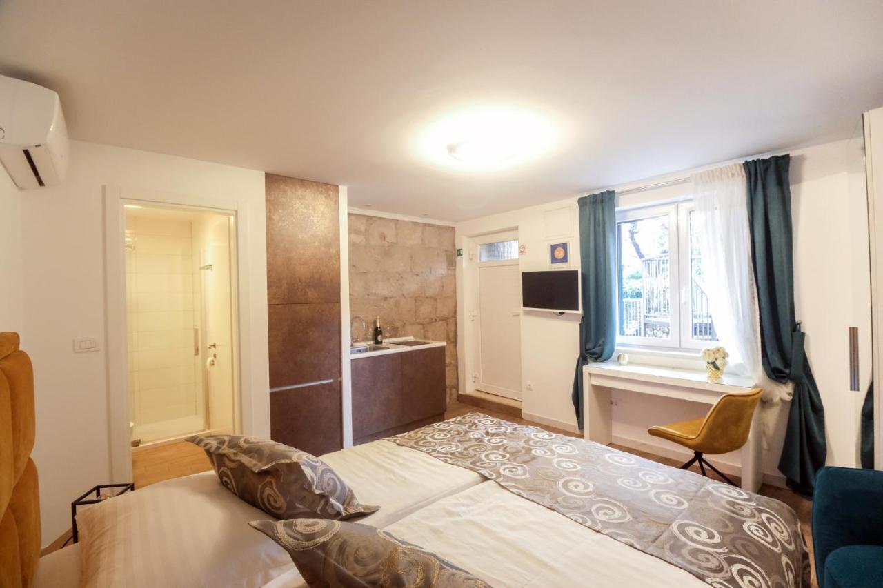 Luxury Guesthouse Bepa Сплит Екстериор снимка
